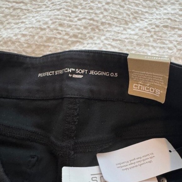Chicos Perfect Stretch Soft Jeggings, Black Size 0.5 NWT - Picture 3 of 6